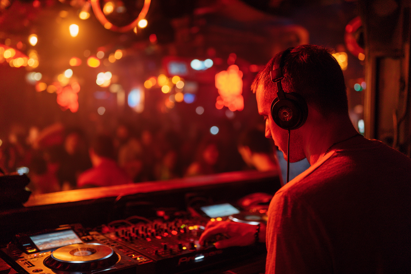 大阪クラブまとめ｜梅田・心斎橋・ミナミの人気ナイトクラブ完全ガイド